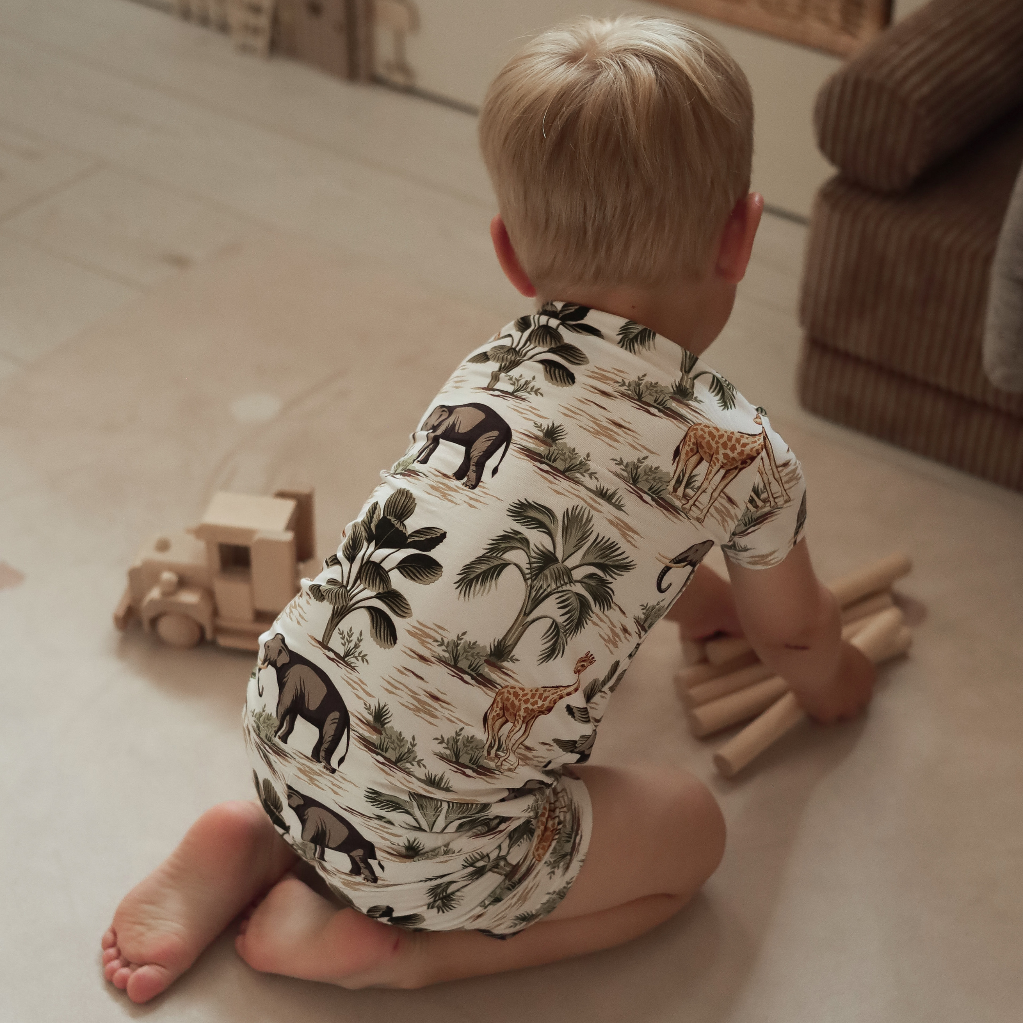 Conjunto de pijamas curtos para criança Jungle
