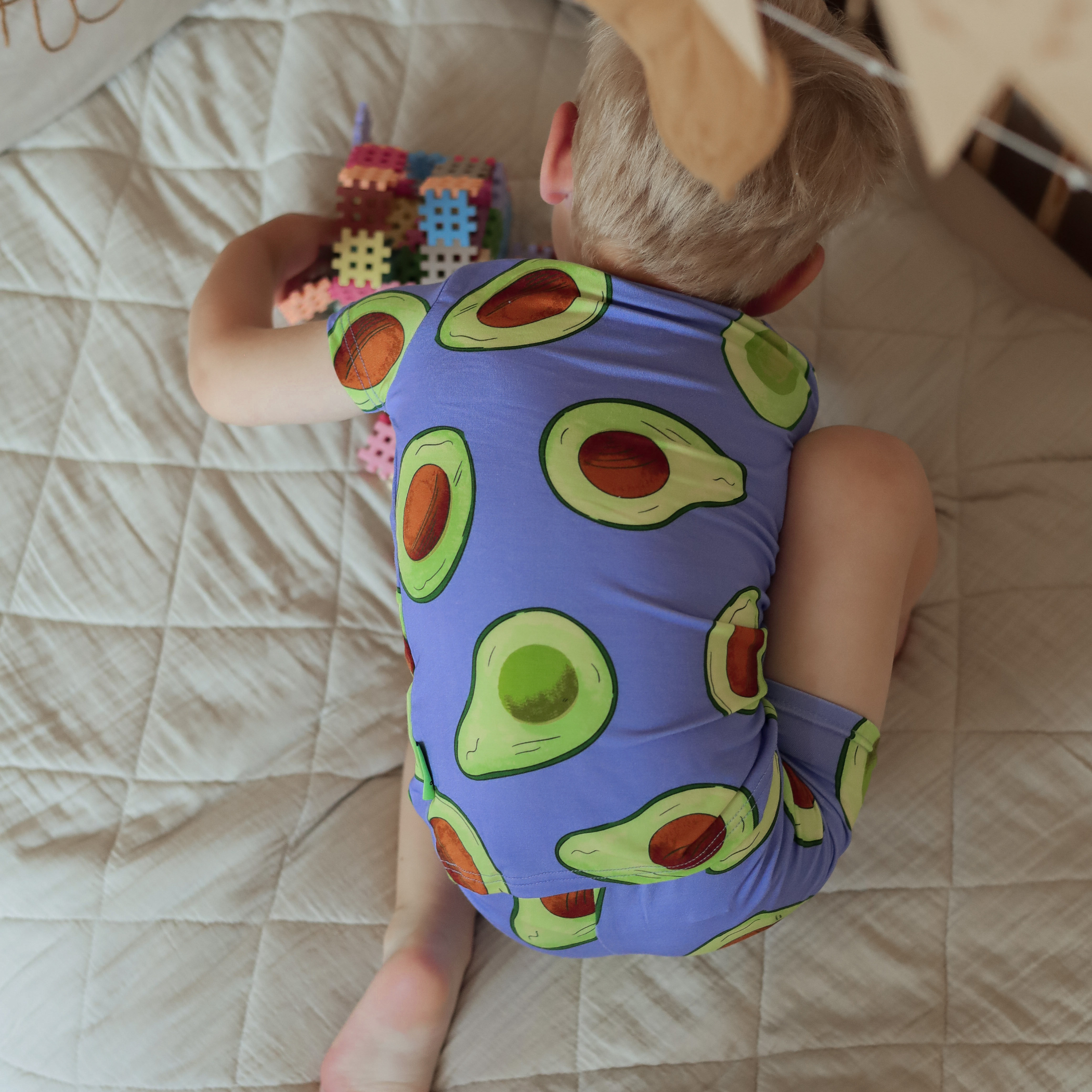 Conjunto de pijamas curtos para criança Abacate