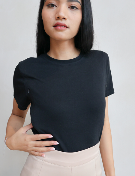 Breastfeeding T-Shirt - Black