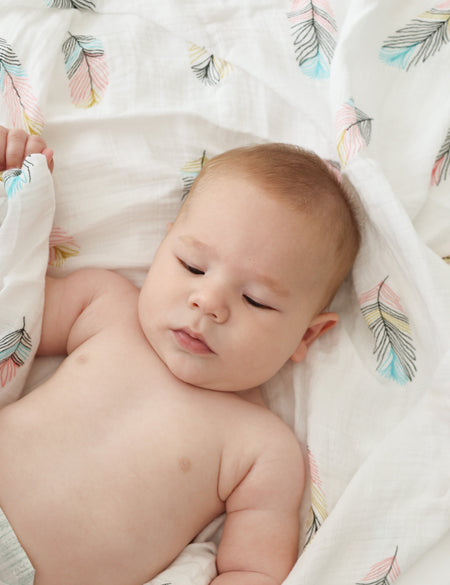 Feathers Large Muslin Blanket