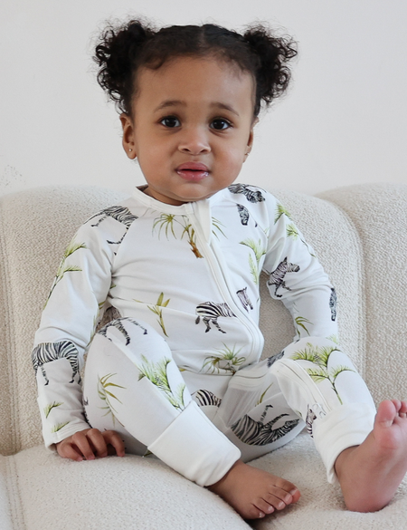 ZIPSTER™ Grazing Zebra