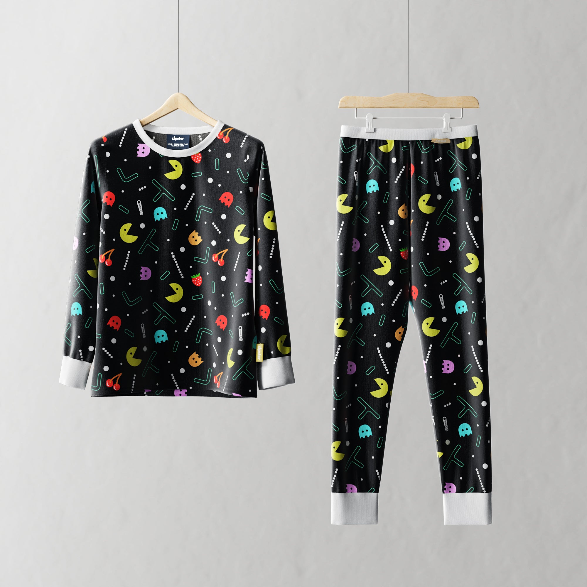 Two-piece matching pajama set in cute Made from - Main Image