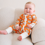 Barnet bär ZIPSTER x Miffy Daisy Days bambu-babyoverall