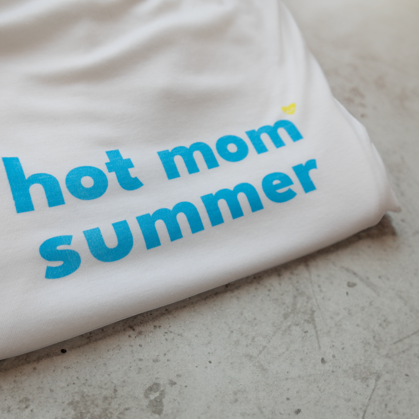 T-shirt för amning - Hot Mom Summer