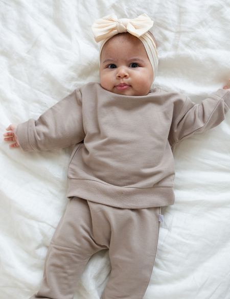 Bamboo Lounge Set in Taupe