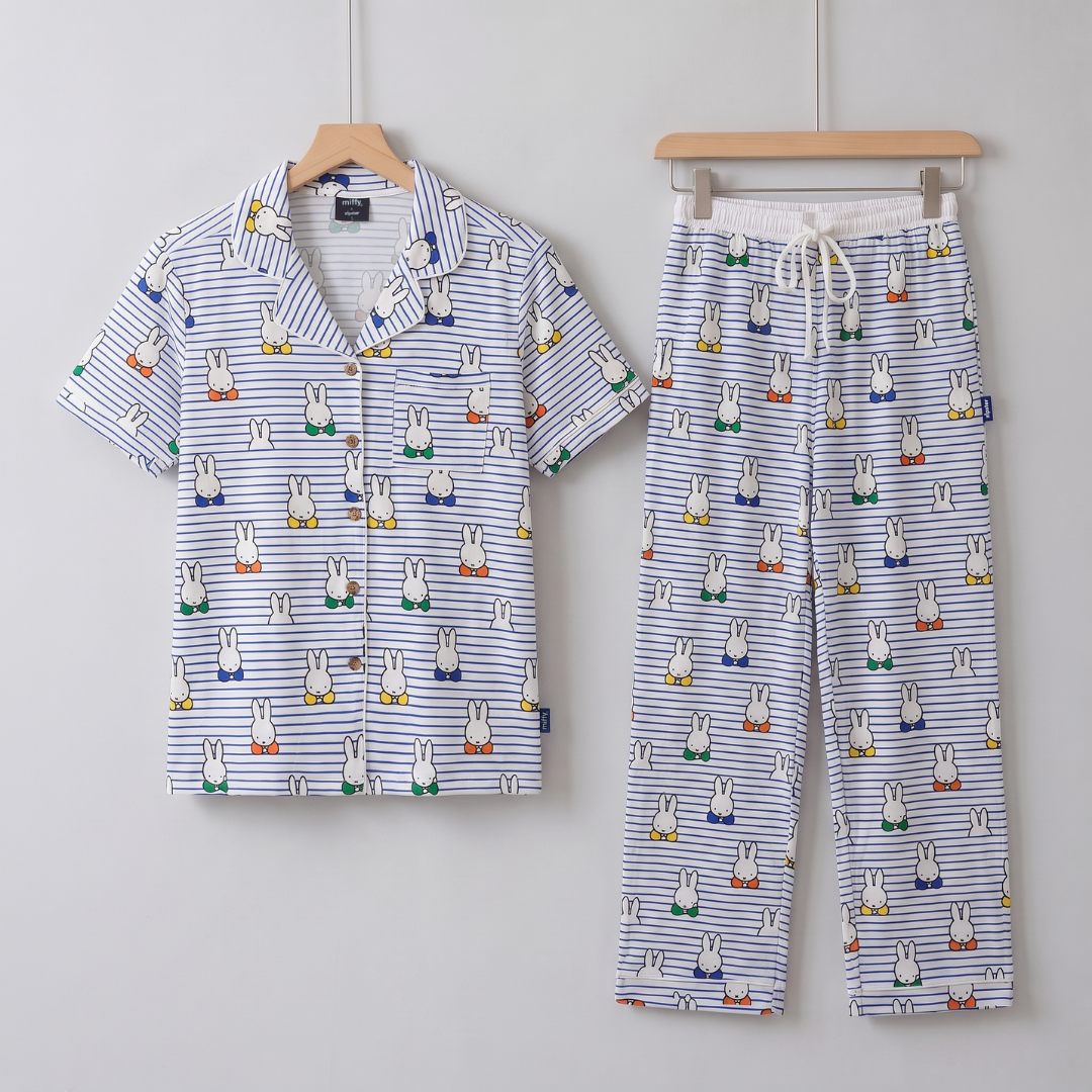Damen-Pyjama-Set Miffy „Peek-a-Boo Blue“ aus Bambus, Vorderansicht